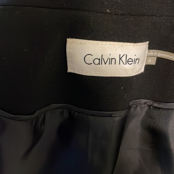 Calvin Klein women’s black blazer with 2 gold button closure gold zip pockets 4 - Picture 7 of 11